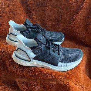 NWOT Adidas Ultraboost Royal Collegiate
